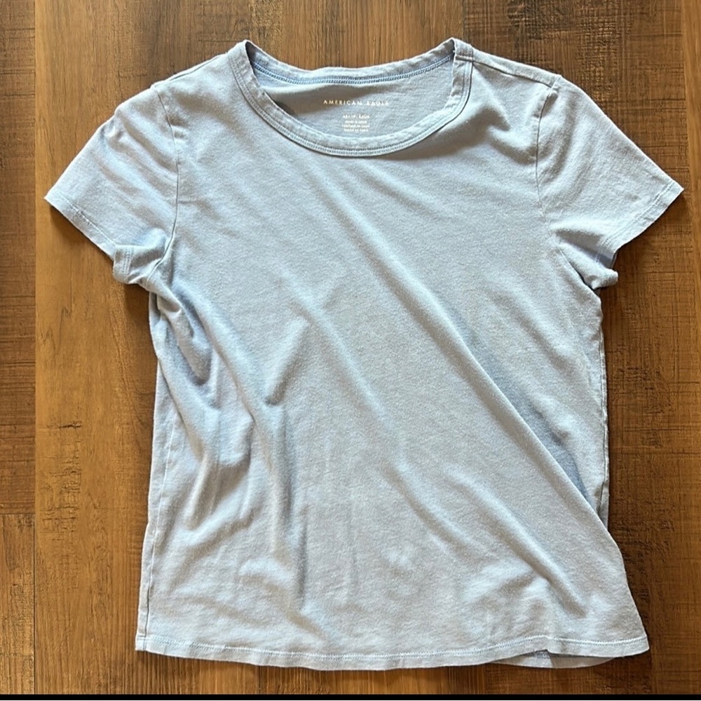 American Eagle shirt